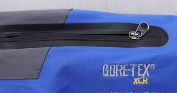 廠家直銷，品質(zhì)之選 戶外沖鋒衣男款兩件套，抗寒登山運(yùn)動(dòng)必備